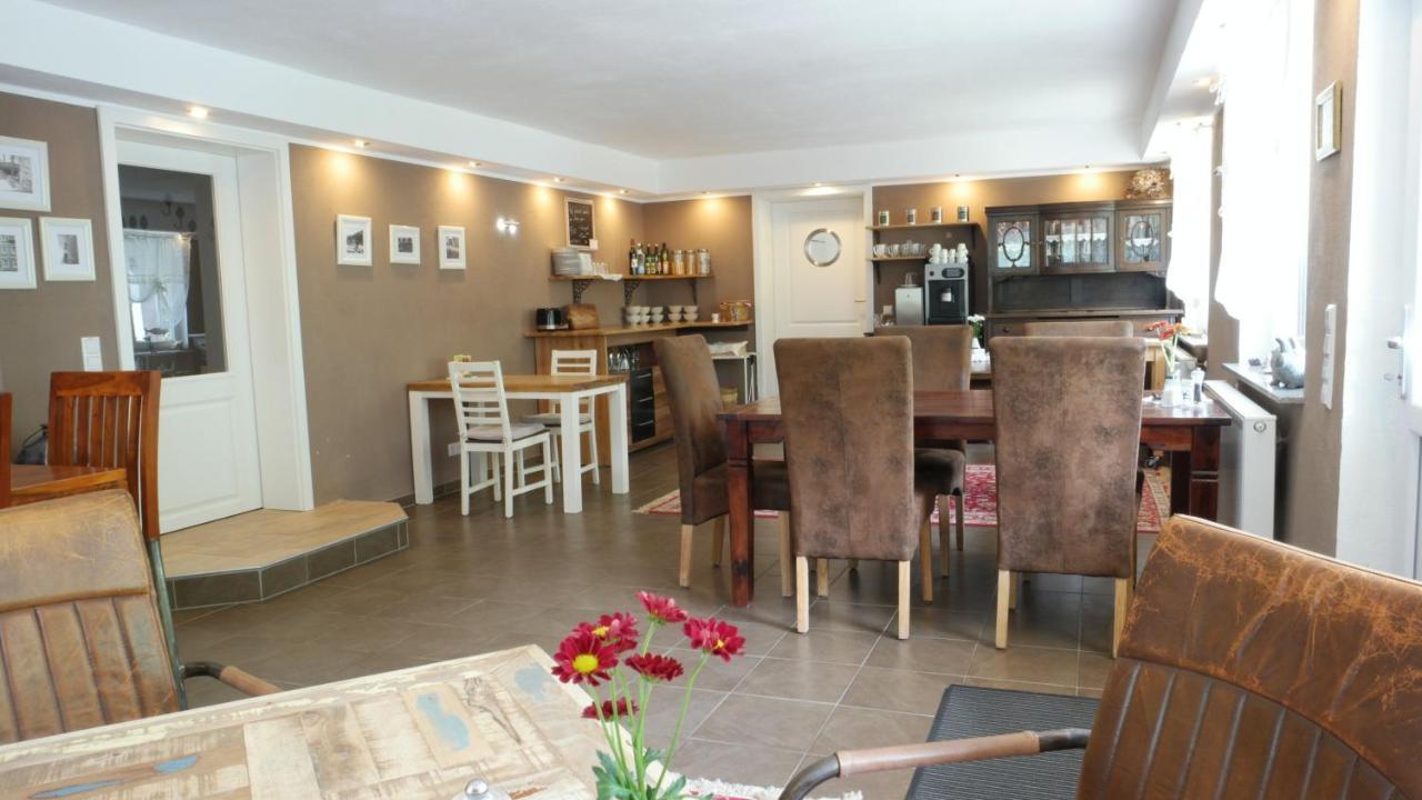 Pension & Seminarhaus "Haus Am Fluss" Laurenburg Екстер'єр фото