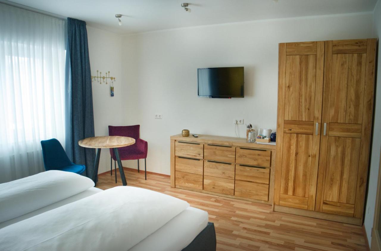 Pension & Seminarhaus "Haus Am Fluss" Laurenburg Екстер'єр фото